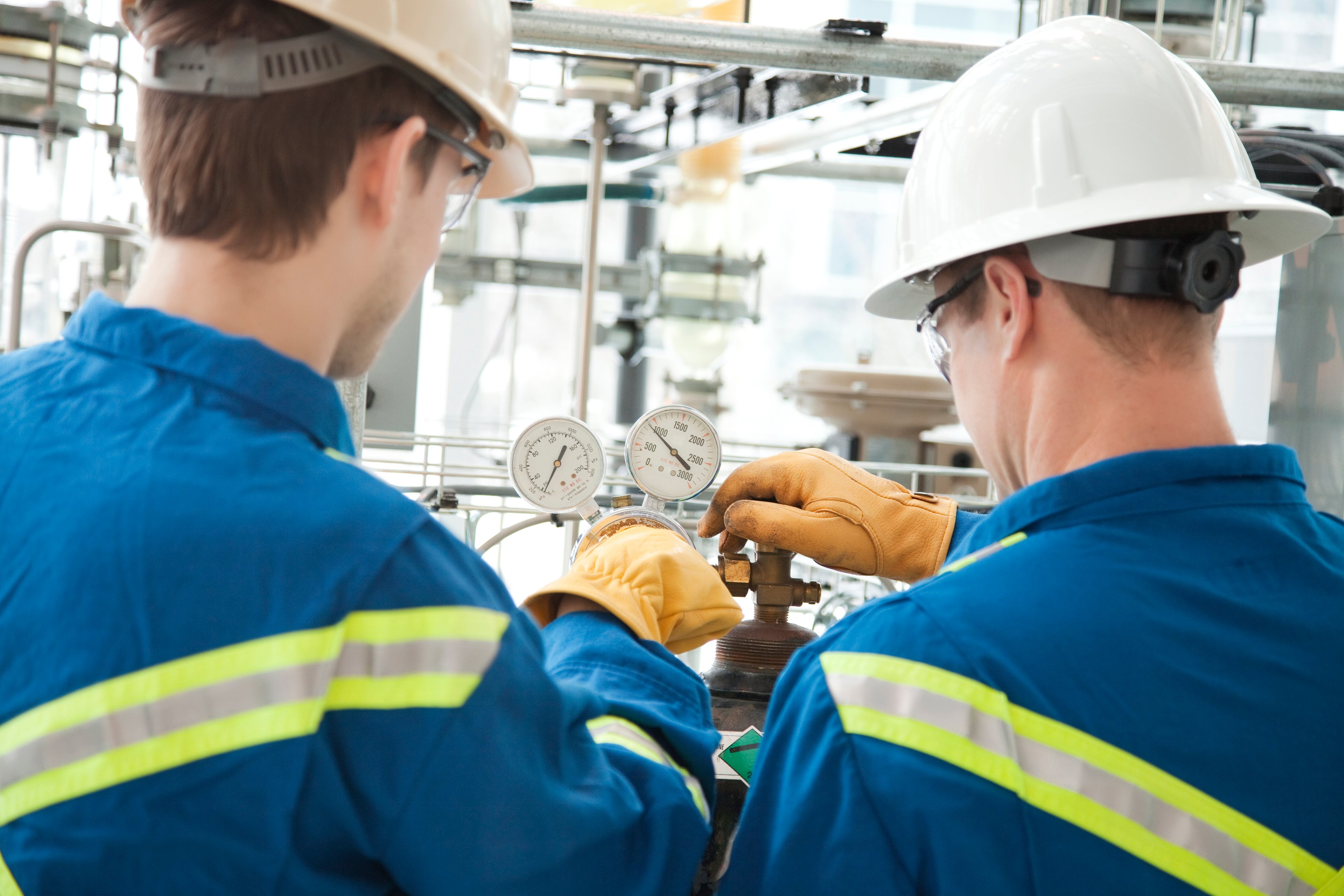 industrial-working-using-plan-do-check-act-for-EAM